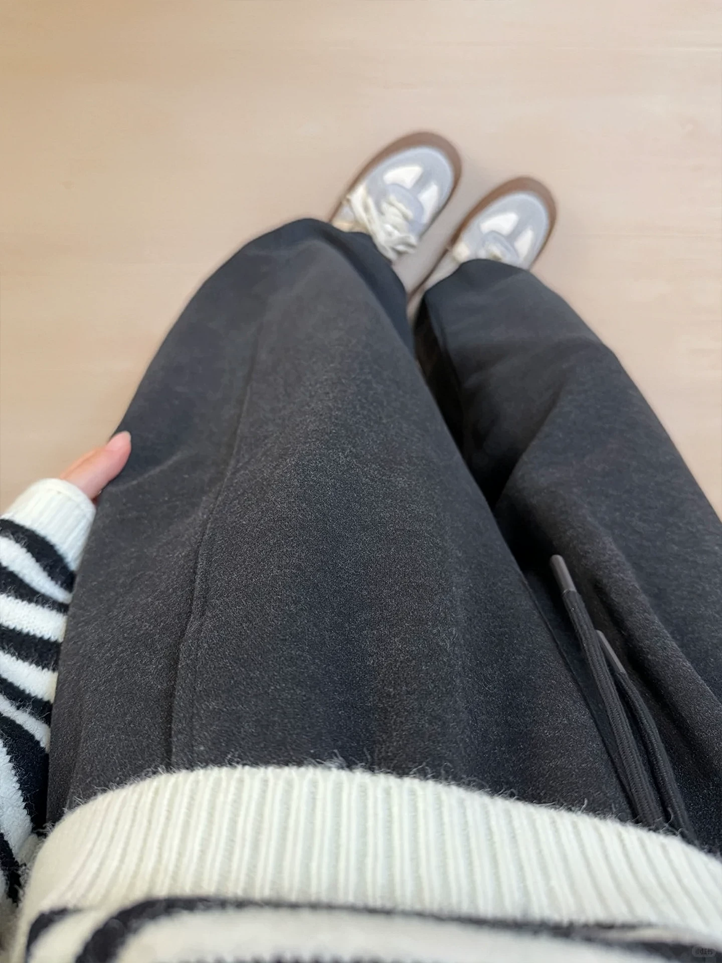 Quần lửng nữ, lót lông cừu mùa đông, dày dặn, size lớn, cạp cao, tôn dáng, dáng nhỏ nhắn, quần ống rộng bằng len.