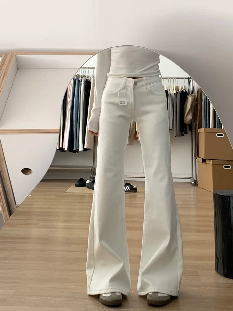 Quần jeans trắng dáng loe nữ, kiểu mới thu 2025, size lớn, cạp cao, co giãn, che hông, tôn dáng, quần ống chuông