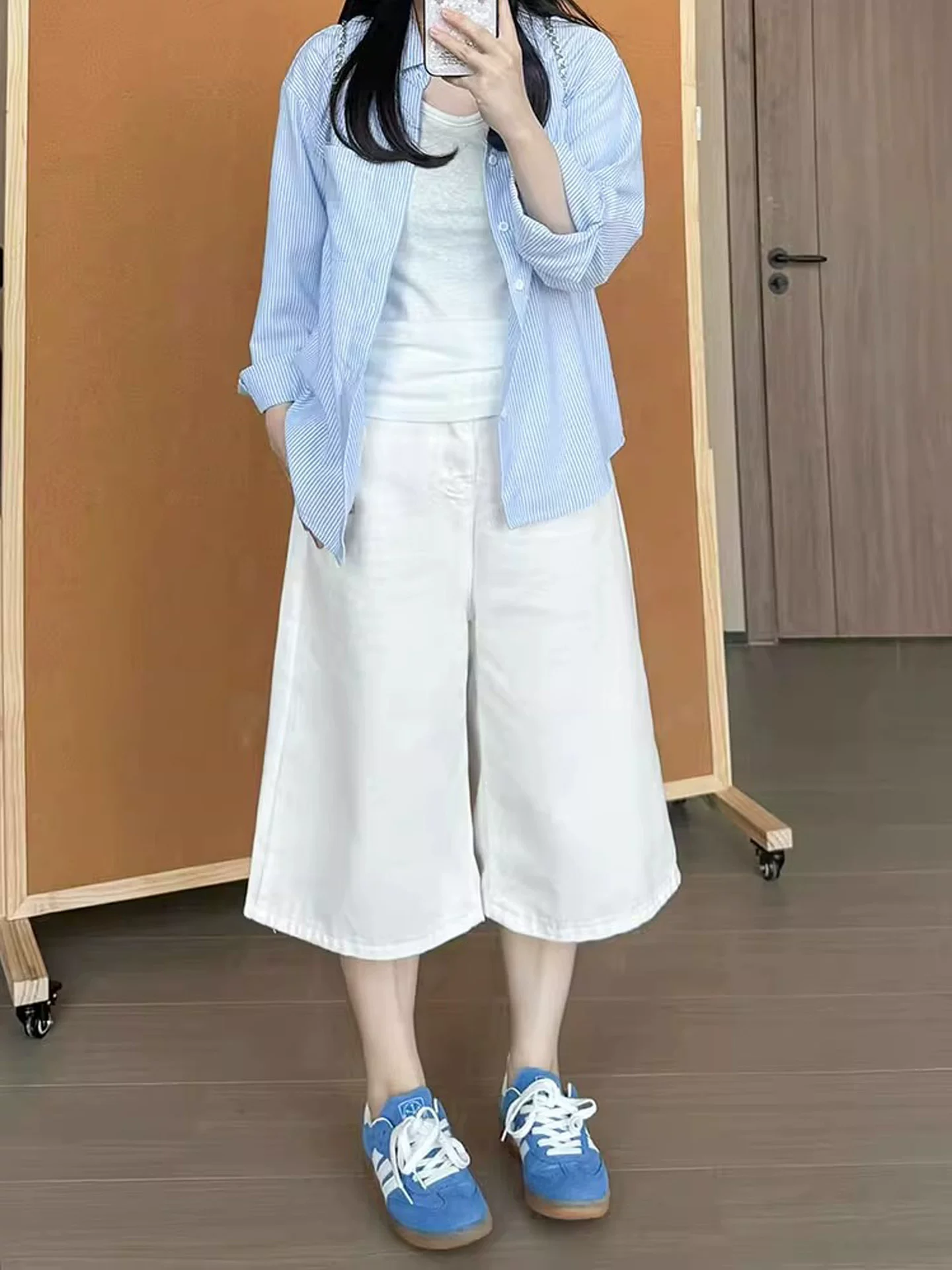 Quần jean ống rộng màu trắng dành cho nữ, size lớn mùa hè, cạp cao, dáng rộng, tôn dáng, dành cho người có thân hình hình quả lê, ống thẳng, quần lửng.