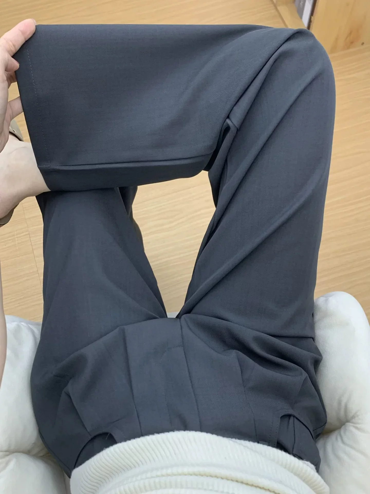 Quần ống rộng kiểu vest cao cấp màu xám dành cho nữ, kiểu dáng mùa hè mới, cỡ lớn, lưng cao, tôn dáng, quần ống đứng suôn mềm, mặc thường ngày.