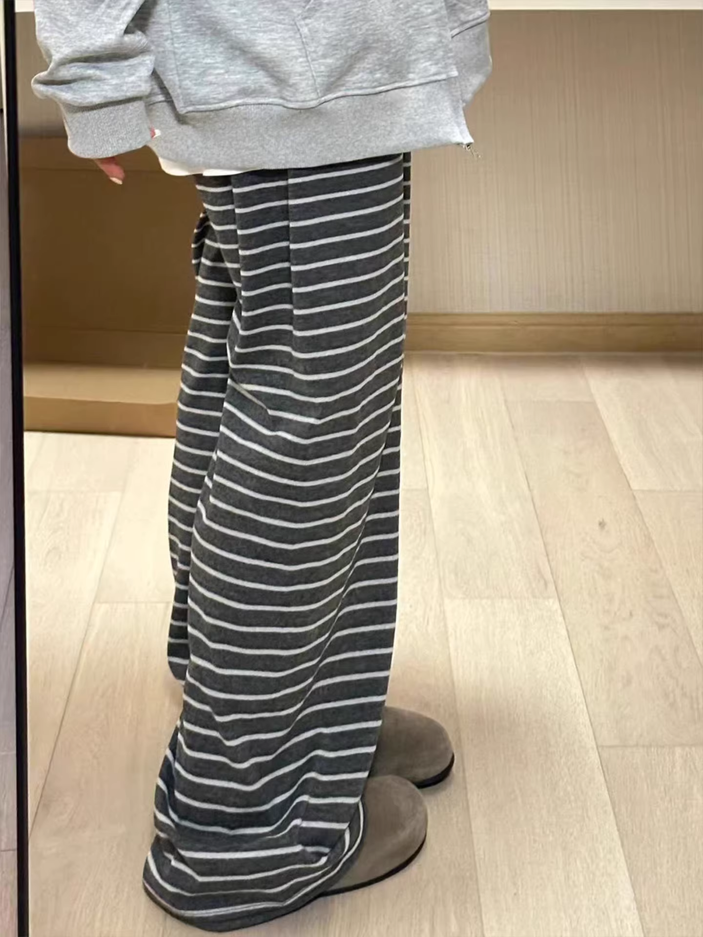 Quần ống rộng kẻ sọc thường ngày dành cho nữ, kiểu mới thu đông 2025, size lớn, cạp cao, rộng rãi, tôn dáng, chất liệu mềm mại, quần thường ngày