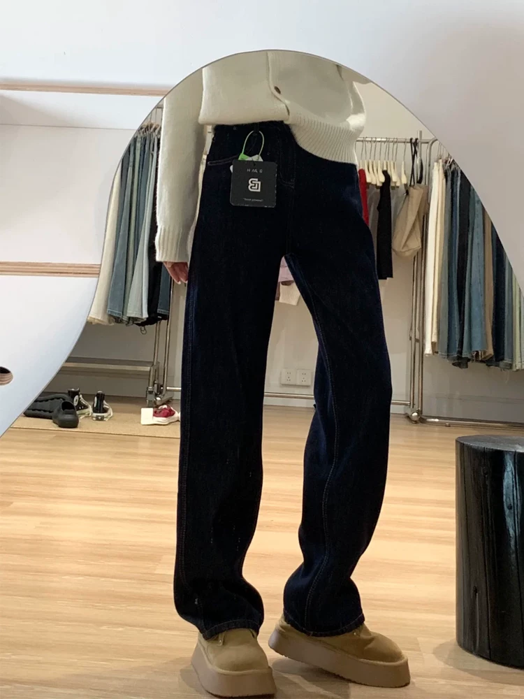 Quần jean ống thẳng dày lót lông màu xanh đậm dành cho nữ, kiểu dáng thu đông mới, cỡ lớn, cạp cao, che hông, quần ống rộng giúp thon gọn.