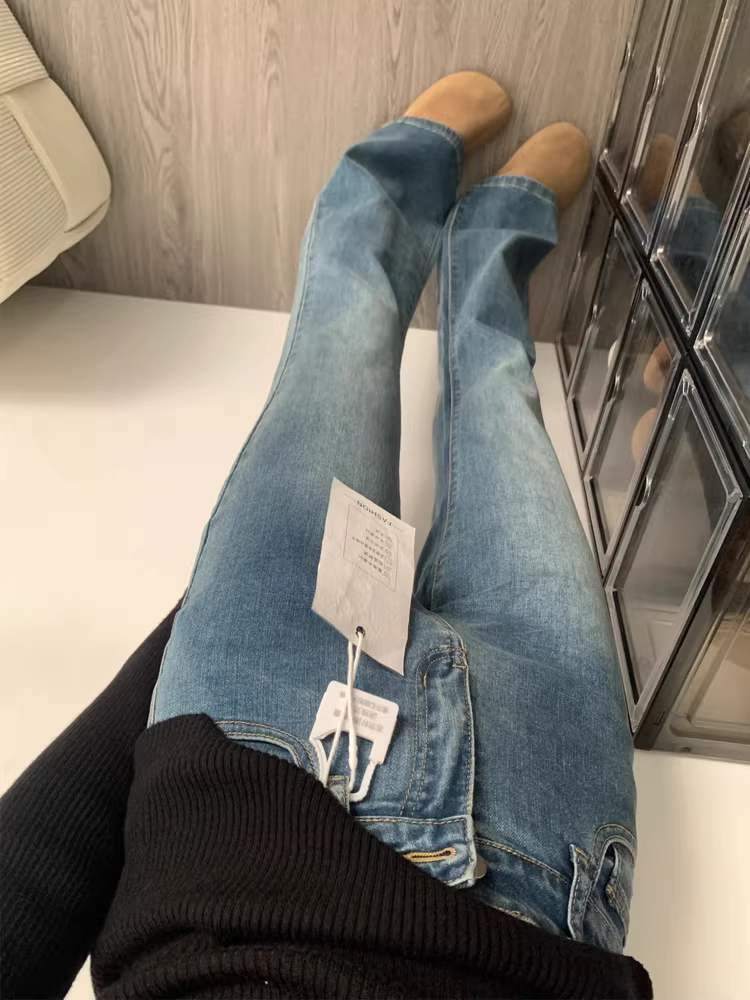 Quần jean xanh vintage dáng loe nữ, kiểu mới thu đông 2025, size lớn, cạp cao, co giãn, tôn dáng, quần chuông dáng móng ngựa.