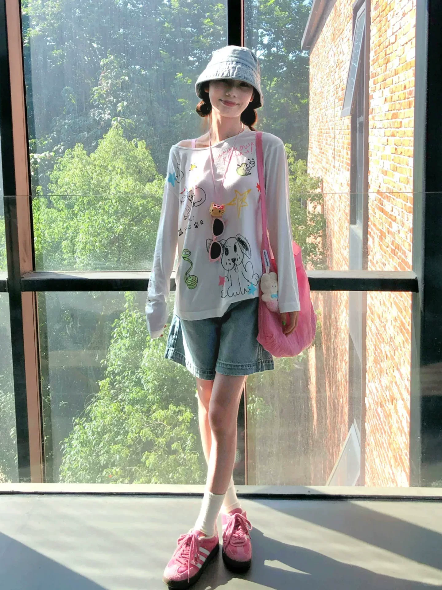 Quần short denim màu xanh cổ điển dành cho nữ, quần chữ A dáng quả lê mùa hè, cạp cao, dáng rộng, tôn dáng, quần ống rộng cỡ lớn.