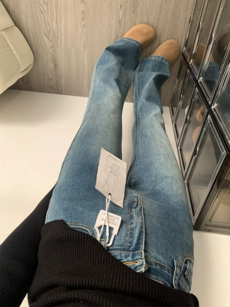 Quần jeans ống loe thẳng dày dặn lót lông cừu dành cho nữ mùa đông 2024, size lớn, cạp cao, co giãn, che hông, tôn dáng, kiểu chuông
