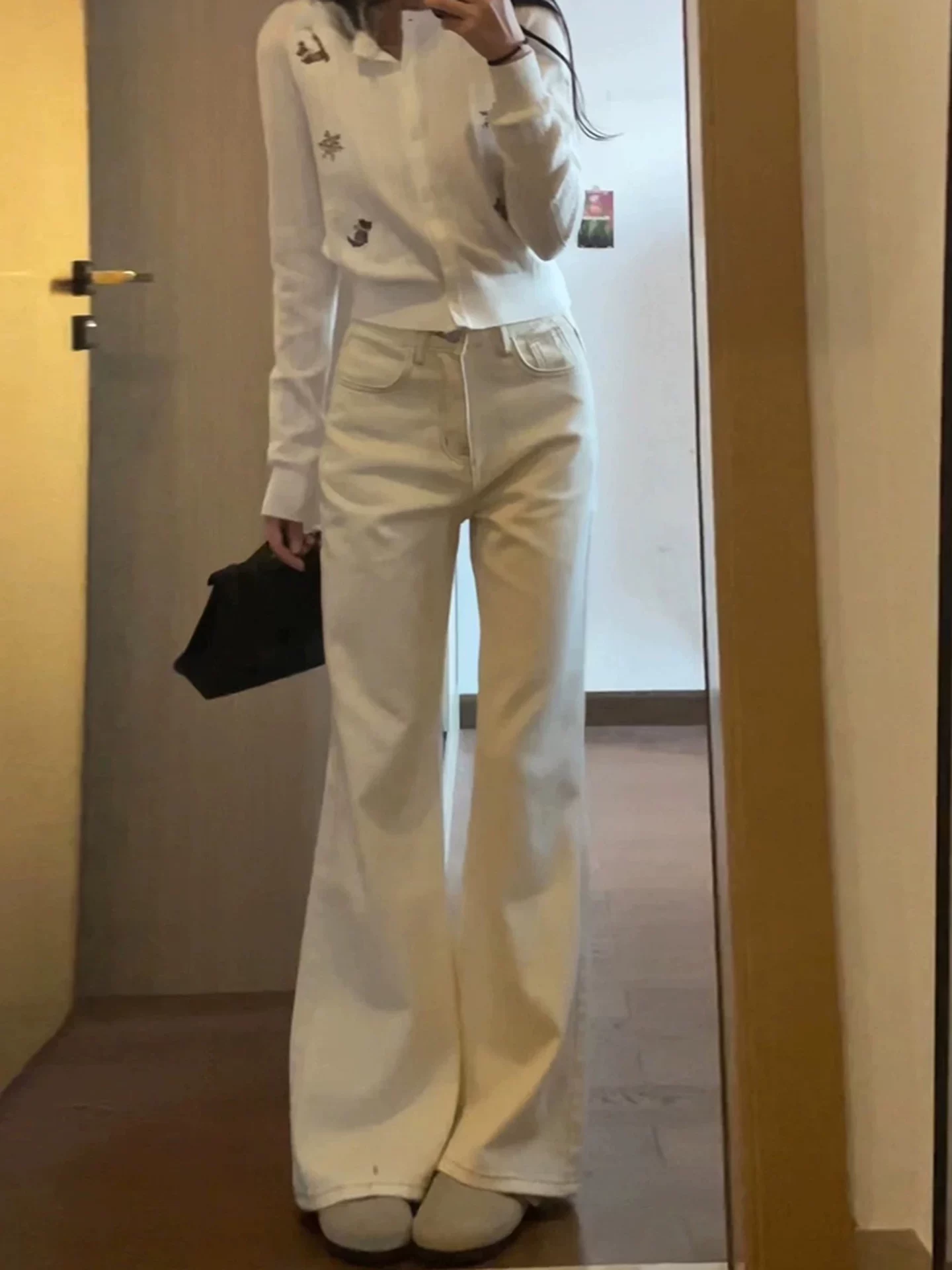 Quần jean ống loe lót lông màu trắng nhạt dành cho nữ, mùa thu đông, cỡ lớn, lưng cao, giảm béo, dáng suôn, quần ống loe không bó sát