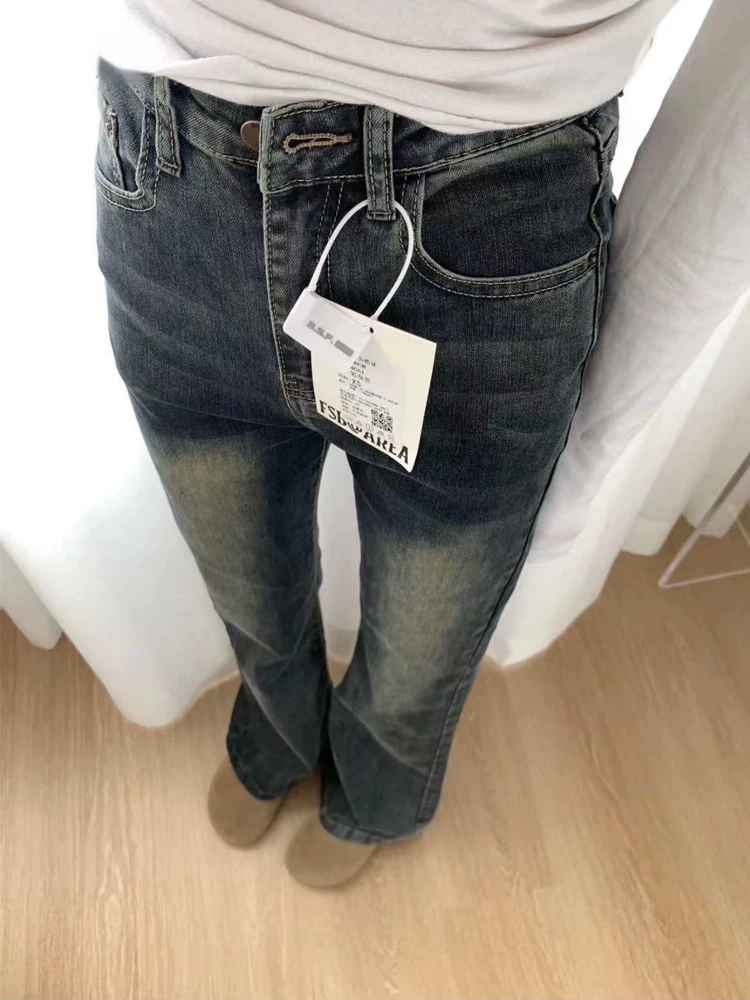 Quần jean ống loe màu xanh cổ điển dành cho nữ, kiểu dáng mùa xuân mới, cỡ lớn, cạp cao, co giãn, che hông, quần ống loe tôn dáng.