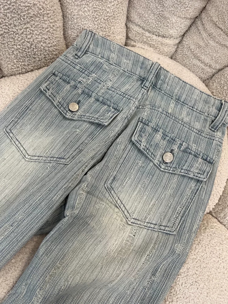 Quần jeans vải jacquard màu sáng dành cho nữ, thu đông 2025, size lớn, cạp cao, tôn dáng, không bó sát, kiểu dáng ống loe