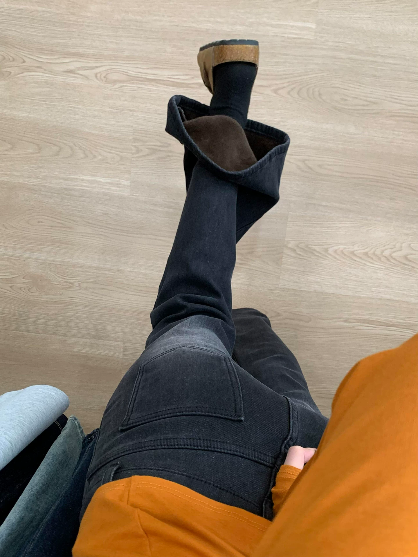 Quần jean loe dành cho nữ có lớp lót lông cừu, dày dặn, cạp cao, co giãn, thon gọn, cỡ lớn, kiểu dáng mới thu đông.