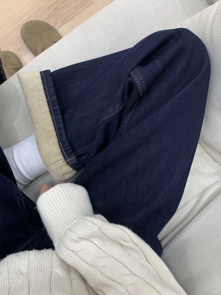 Quần jean ống rộng màu xanh đậm dành cho nữ, mùa thu đông, cỡ lớn, lót lông cừu, dày dặn, cạp cao, dáng suôn, quần ống thẳng giúp thon gọn.