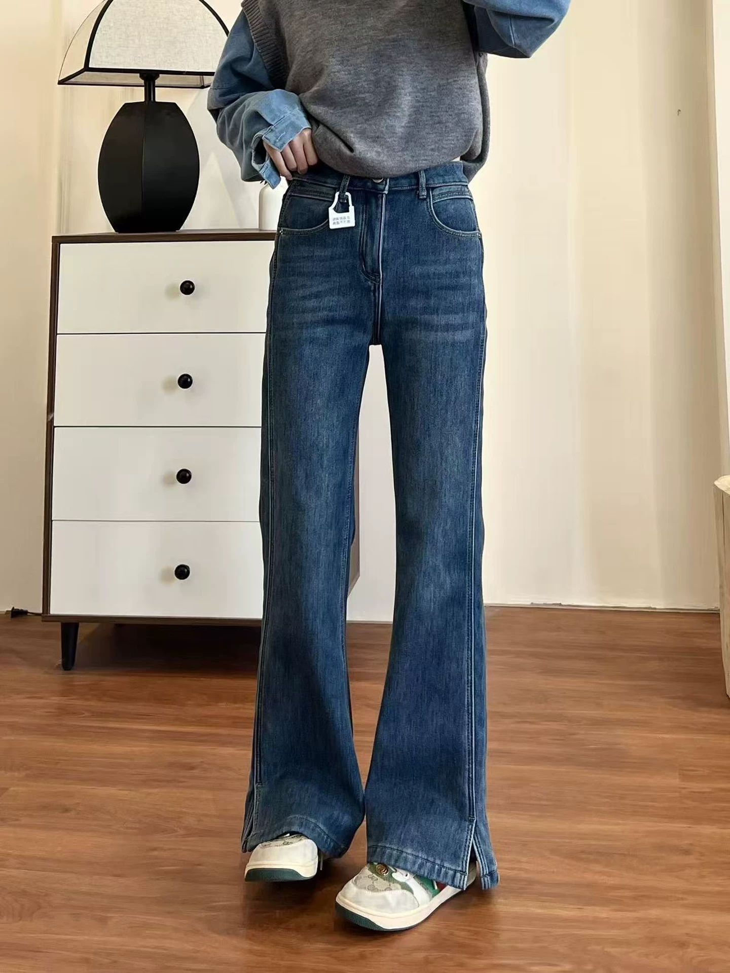 Quần jean ống loe cạp cao dành cho nữ, mùa thu đông, lót lông cừu, cỡ lớn, màu xanh đậm, tôn dáng, co giãn, quần ống loe xẻ tà