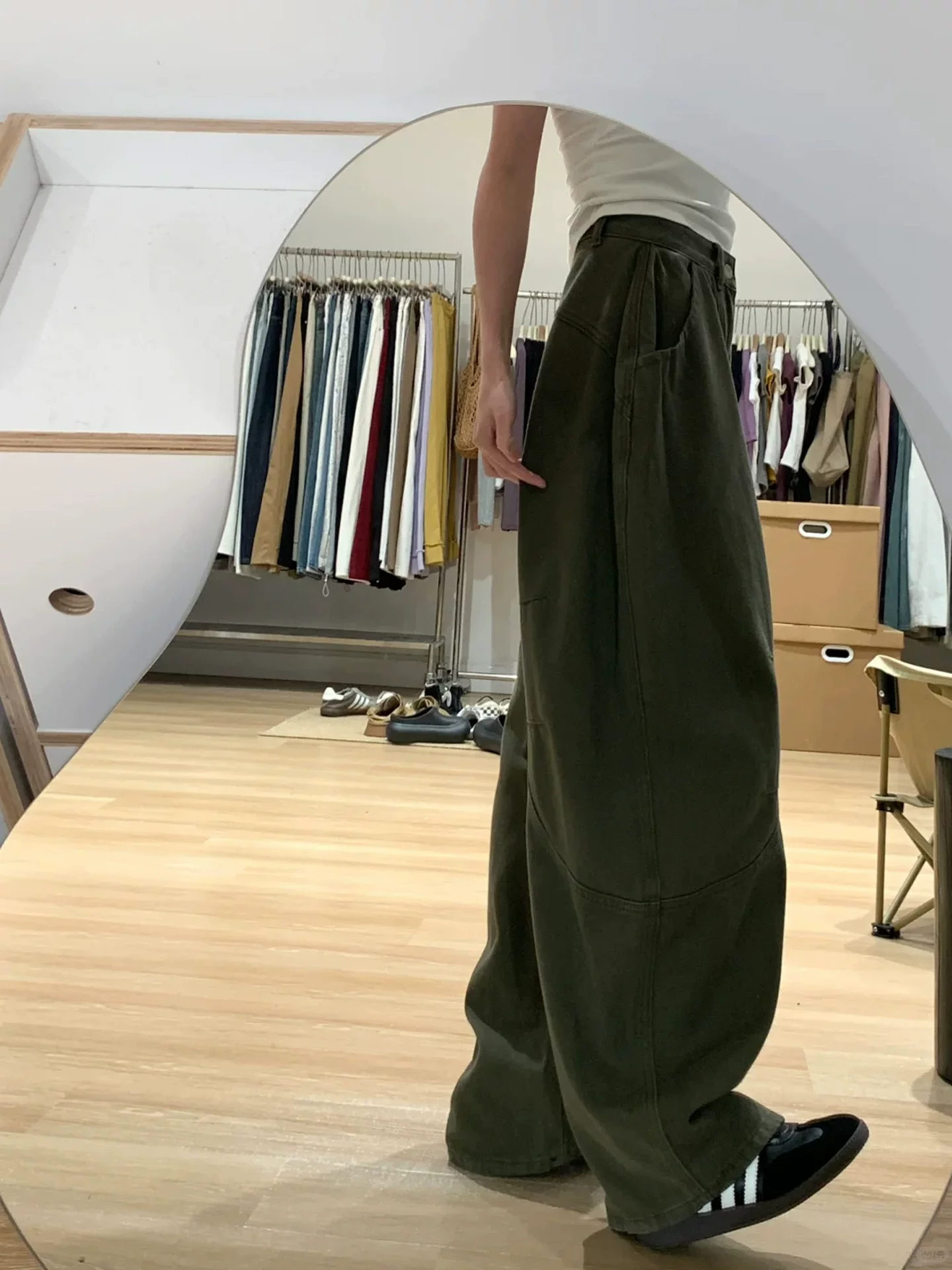 Quần jean ống rộng màu xanh quân đội dành cho nữ, phong cách mùa thu, cỡ lớn, lưng cao, dáng rộng, thon gọn, mềm mại, quần dài đến sàn