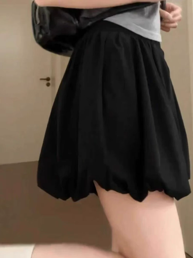 Quần bloomers đen nữ, hè 2025, size lớn, cạp cao, che hông, quần váy đèn lồng tôn dáng, quần short xòe dáng A