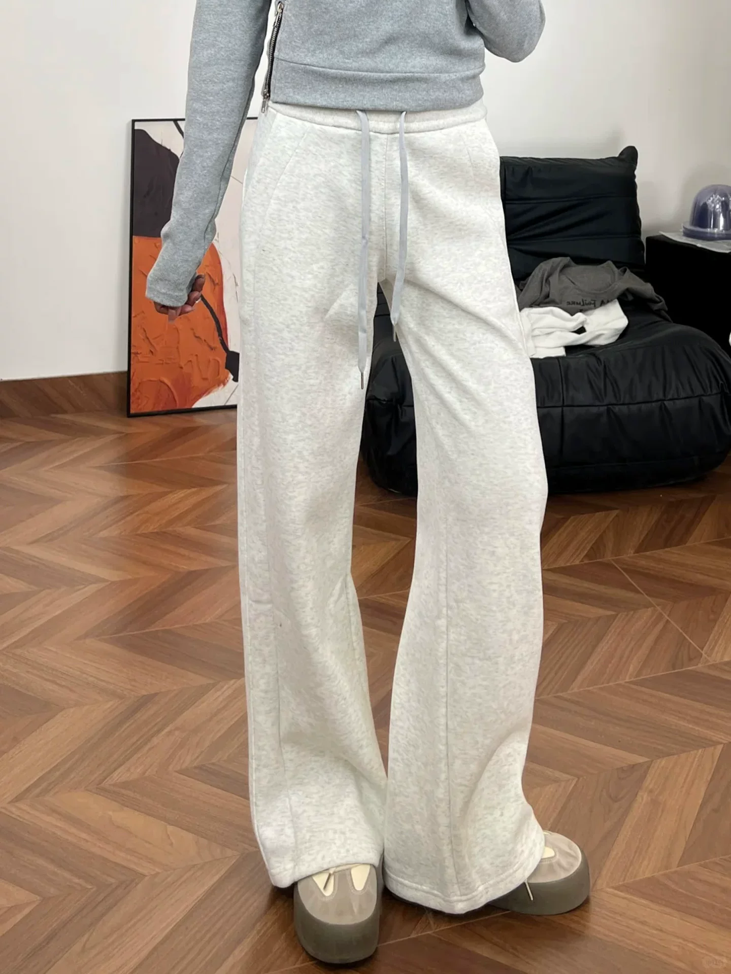 Quần thể thao thông thường dành cho nữ, phong cách mùa thu mới, cỡ lớn, lưng cao, dáng rộng, giảm béo, dáng quả lê, quần ống rộng hẹp