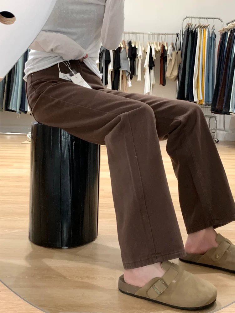 Quần jean nữ màu cà phê, dáng thẳng ôm dáng, kiểu mới xuân 2025, size lớn, cạp cao, che hông, quần ống rộng tôn dáng