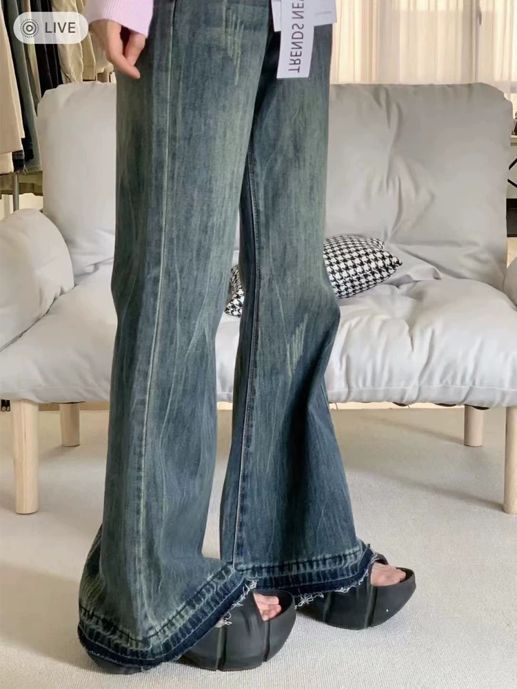Quần jean ống rộng màu xanh cổ điển dành cho nữ, cỡ lớn, phong cách đầu xuân, lưng cao, dáng rộng, tôn dáng, không bó sát, kiểu quần bootcut.