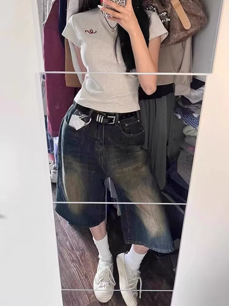 Quần short denim ống đứng cổ điển dành cho nữ, kiểu mới hè 2025, size lớn, cạp cao, rộng rãi, tôn dáng, ống rộng, quần lửng.