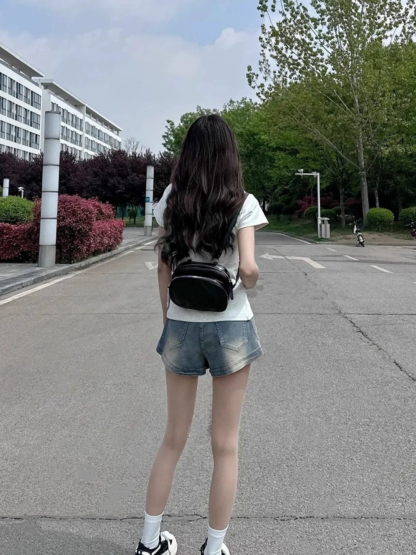 Quần short denim nữ hè 2025 kiểu mới size lớn lưng cao co giãn tôn dáng nhỏ nhắn hot girl dáng A quần short ngắn