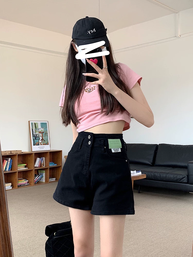 Quần short denim lưng cao màu đen dành cho nữ, kiểu dáng mỏng mùa hè, cỡ lớn, giảm béo, che bụng, quần ống rộng dáng chữ A nhỏ nhắn.