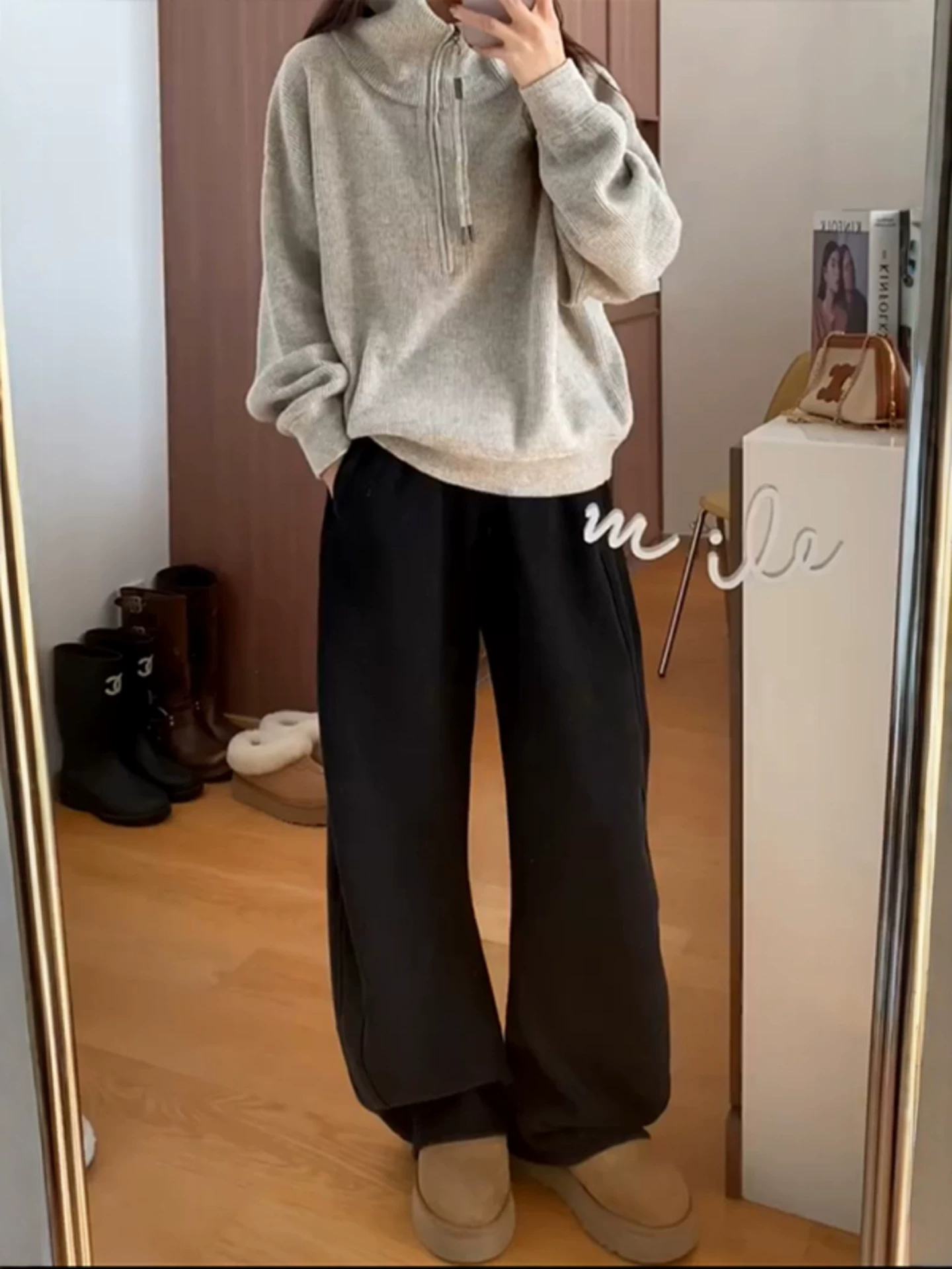 Quần dài cắt kiểu dao dày dặn, lót lông cừu, màu đen, dành cho nữ, mùa thu đông, cỡ lớn, lưng cao, dáng rộng, mềm mại, tôn dáng, quần ống rộng.