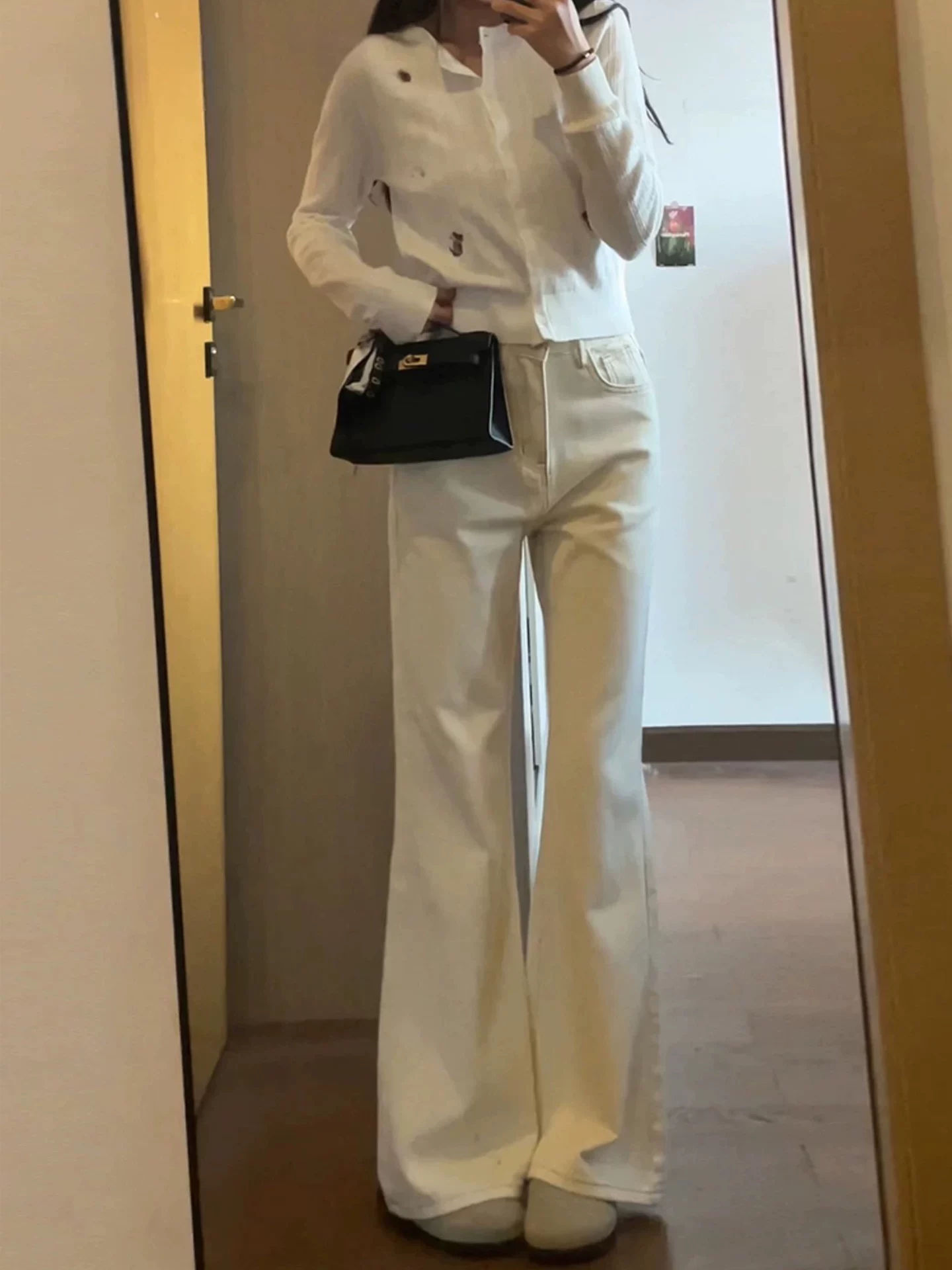 Quần jean ống loe lót lông màu trắng nhạt dành cho nữ, mùa thu đông, cỡ lớn, lưng cao, giảm béo, dáng suôn, quần ống loe không bó sát