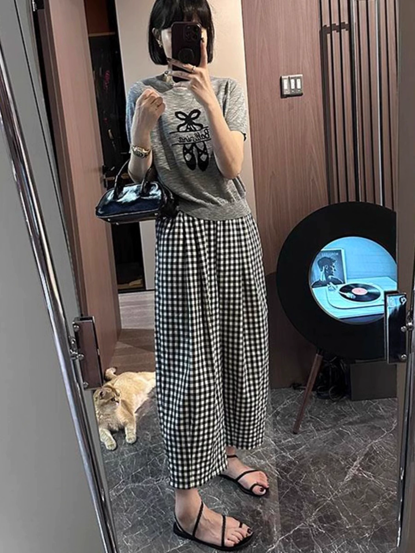 Quần kẻ sọc thường ngày dành cho nữ, kiểu dáng mỏng mùa hè, cỡ lớn, lưng cao, dáng rộng, che hông, giảm béo, quần bóng dáng rộng, quần ống rộng.