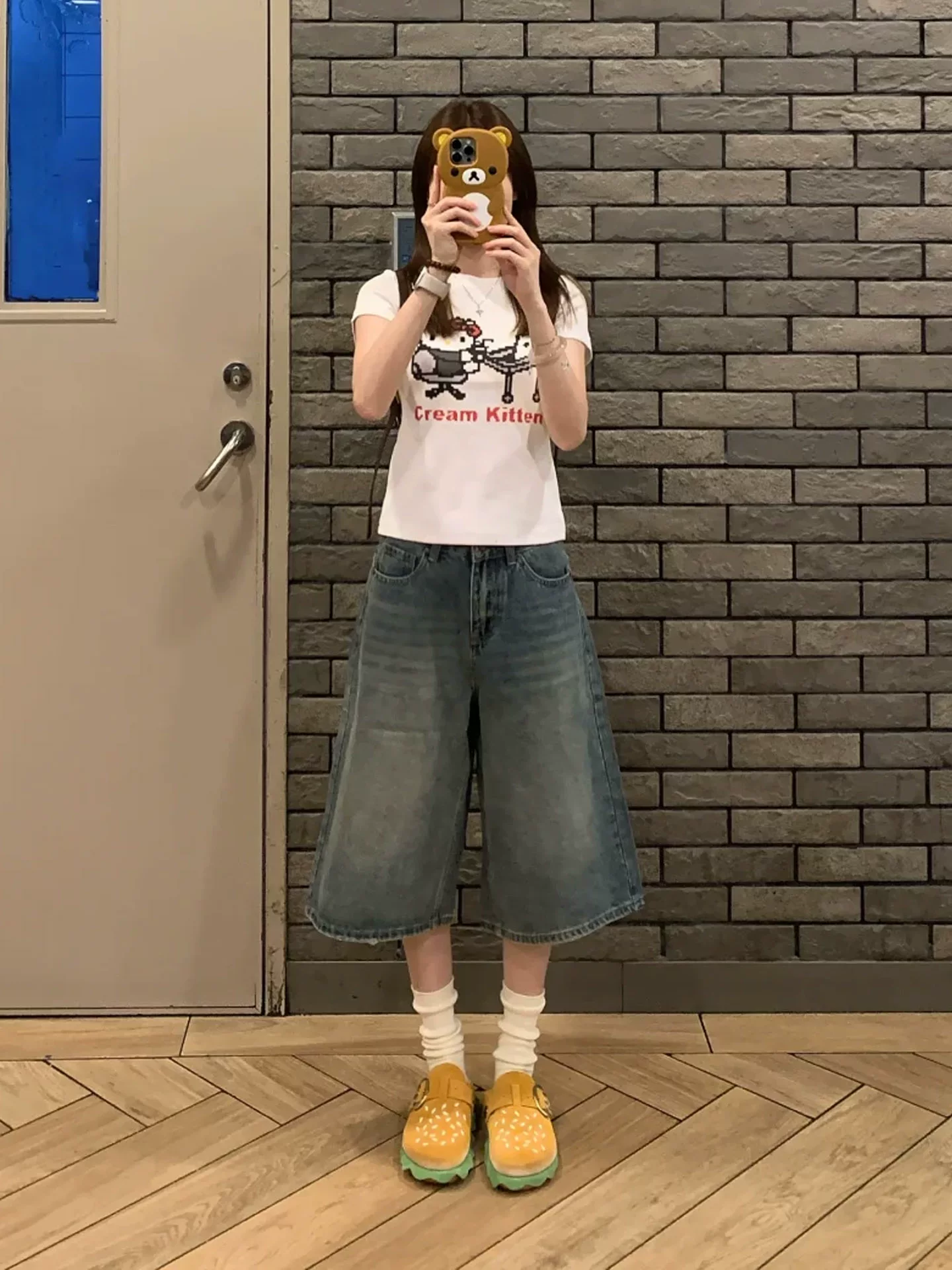 Quần capri denim cổ điển dành cho nữ, phong cách mới mùa hè, cỡ lớn, lưng cao, thon gọn, nhỏ nhắn, quần ống thẳng, quần ống rộng dài vừa phải.