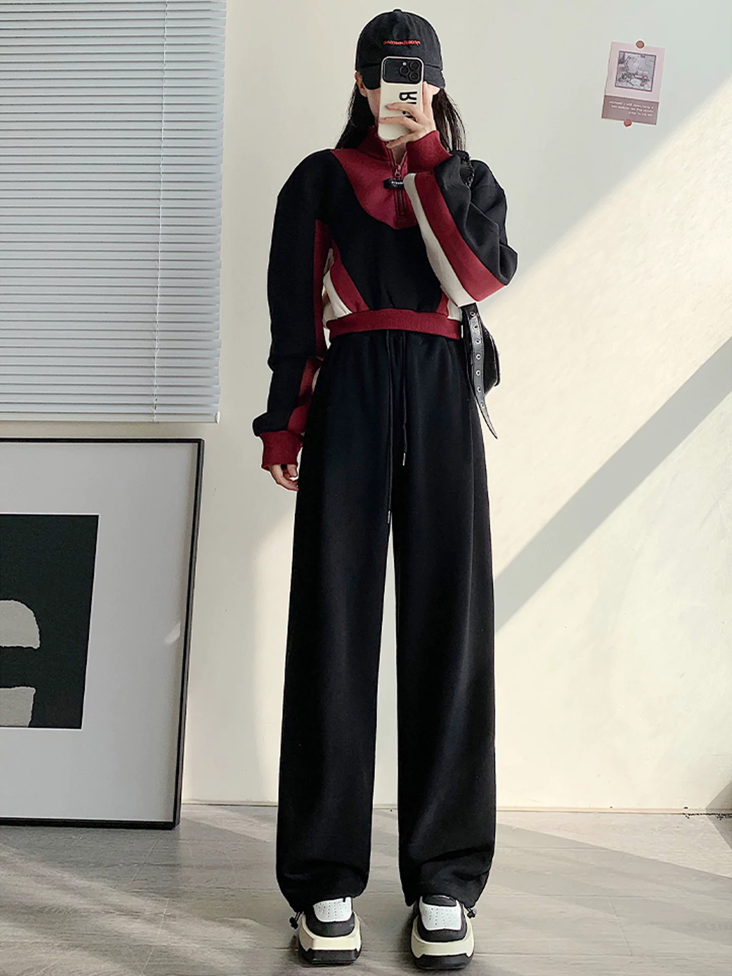 Quần thể thao màu xám dành cho nữ, kiểu mới mùa thu 2025, size lớn, cạp cao, dáng rộng, thoải mái, tôn dáng, quần ống rộng.