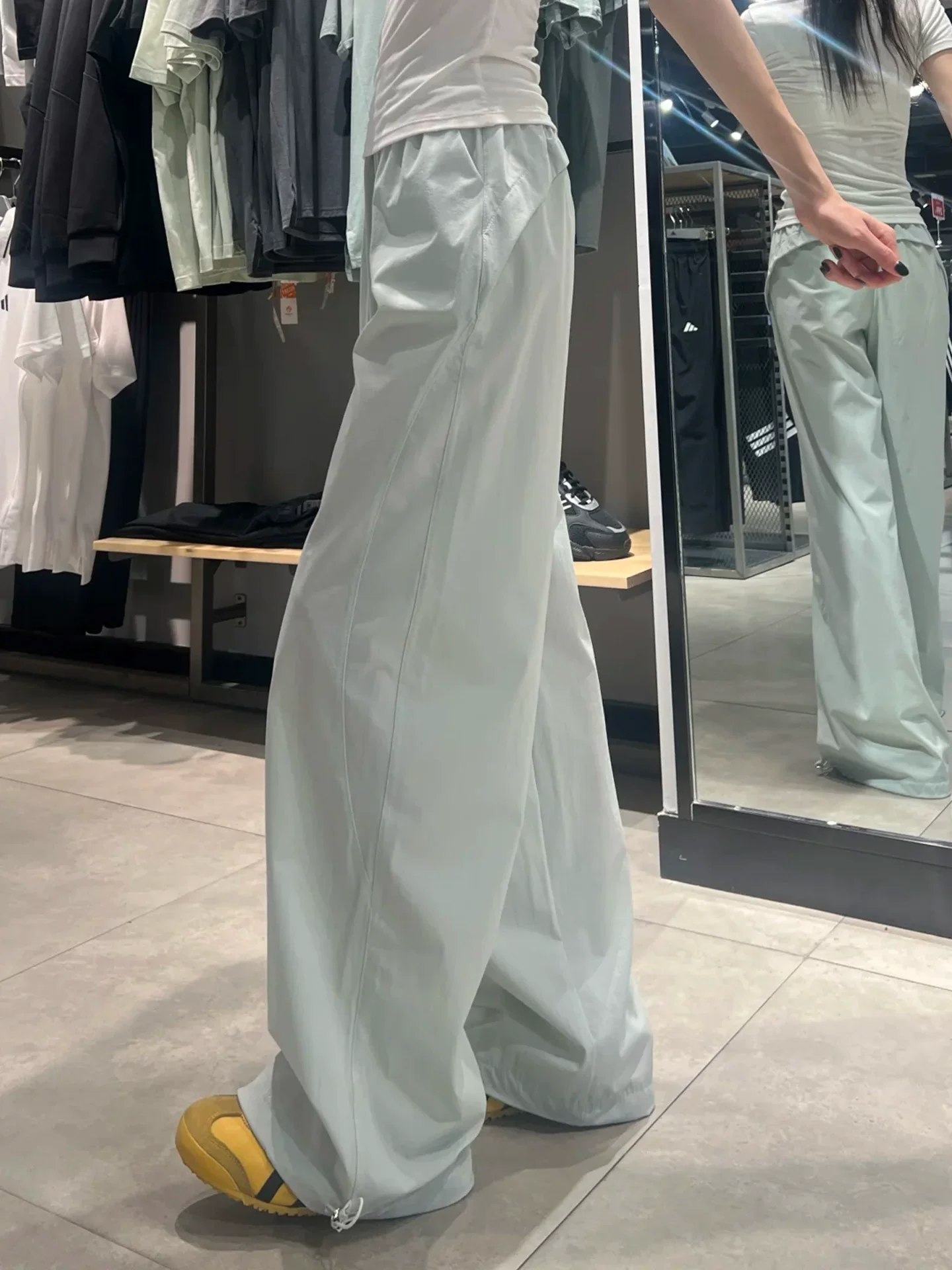 Quần cargo màu xanh dành cho nữ mùa hè 2025, chất liệu mỏng, size lớn, plus size, cạp cao, dáng rộng, tôn dáng, thẳng, phong cách thường ngày, thể thao, quần ống rộng