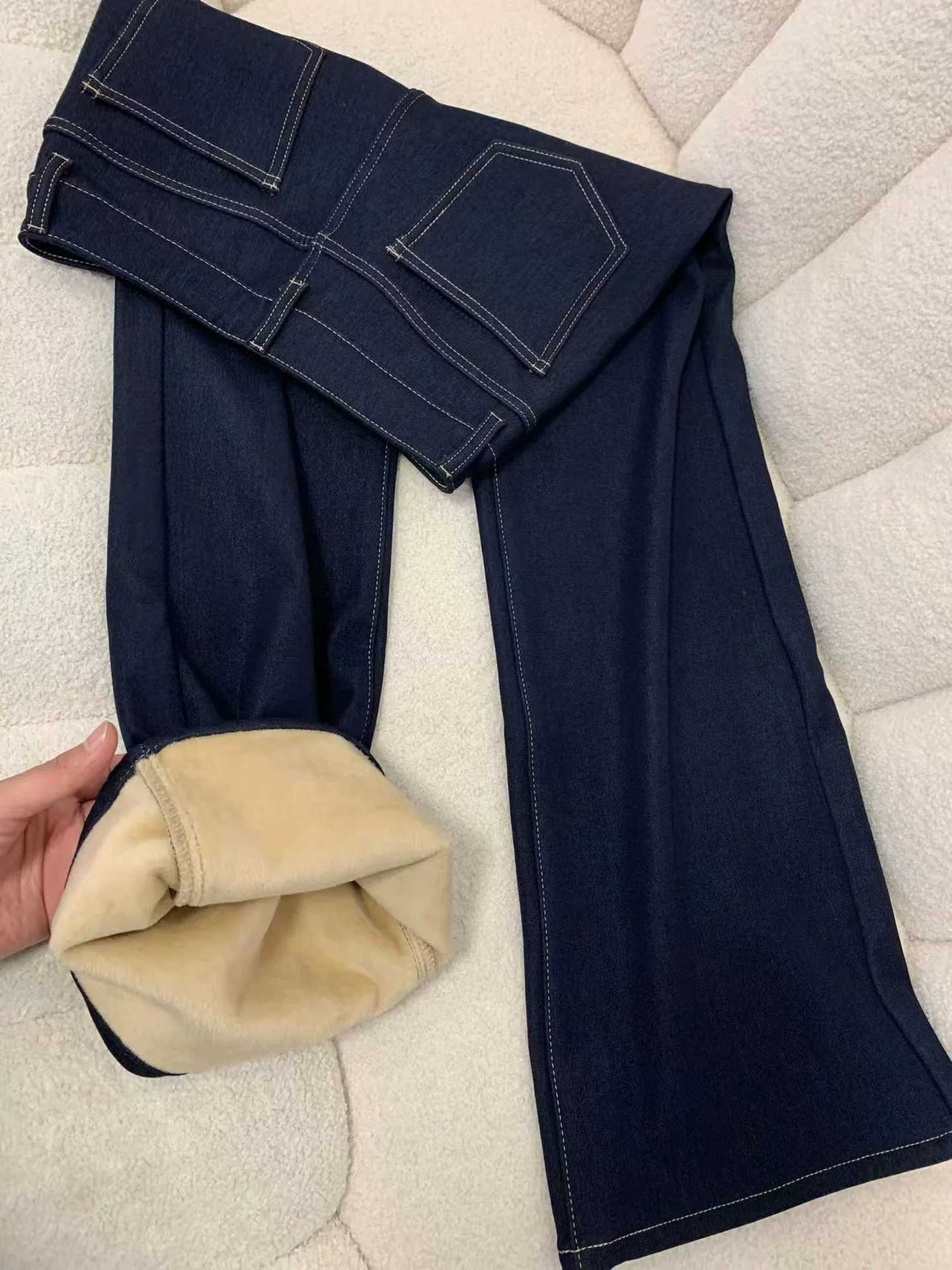 Quần jean ống loe lót lông màu xanh đậm dành cho nữ, mùa thu đông, cỡ lớn, lưng cao, dáng suôn, tôn dáng, không bó sát, quần ống chuông