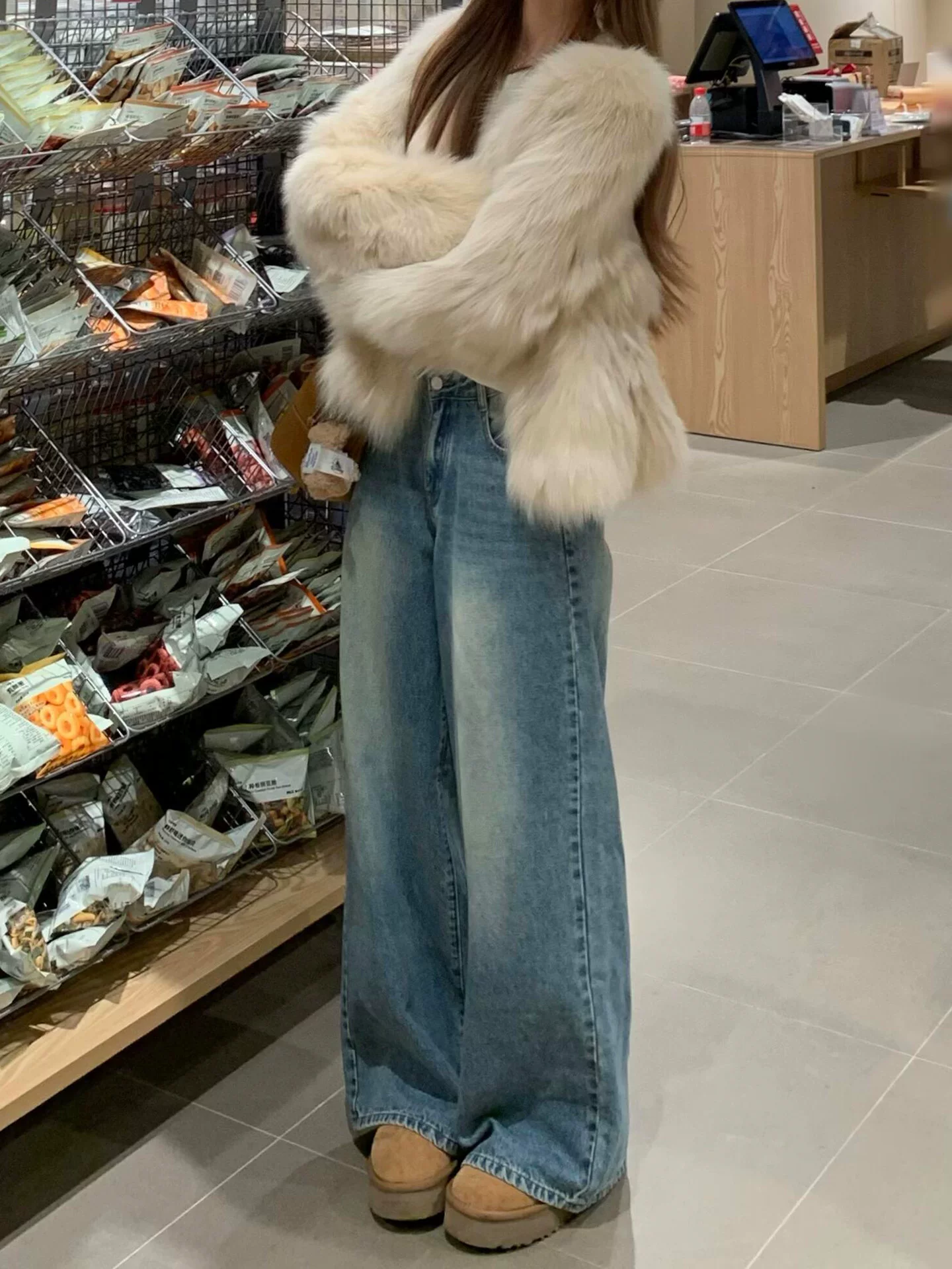 Quần jeans ống rộng lưng cao cổ điển dành cho nữ, size lớn mùa đông, lót lông cừu, dày dặn, rộng rãi, tôn dáng, quần ống đứng mềm mại