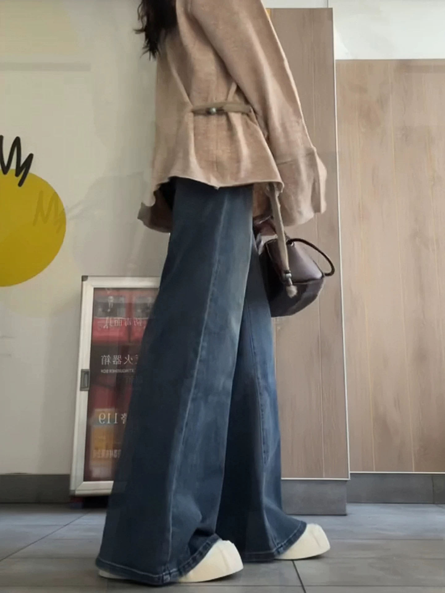 Quần jean ống loe kiểu Mỹ cổ điển dành cho nữ, mùa thu đông, cỡ lớn, lưng cao, dáng rộng, tôn dáng, lót lông cừu, dày dặn, quần ống chuông