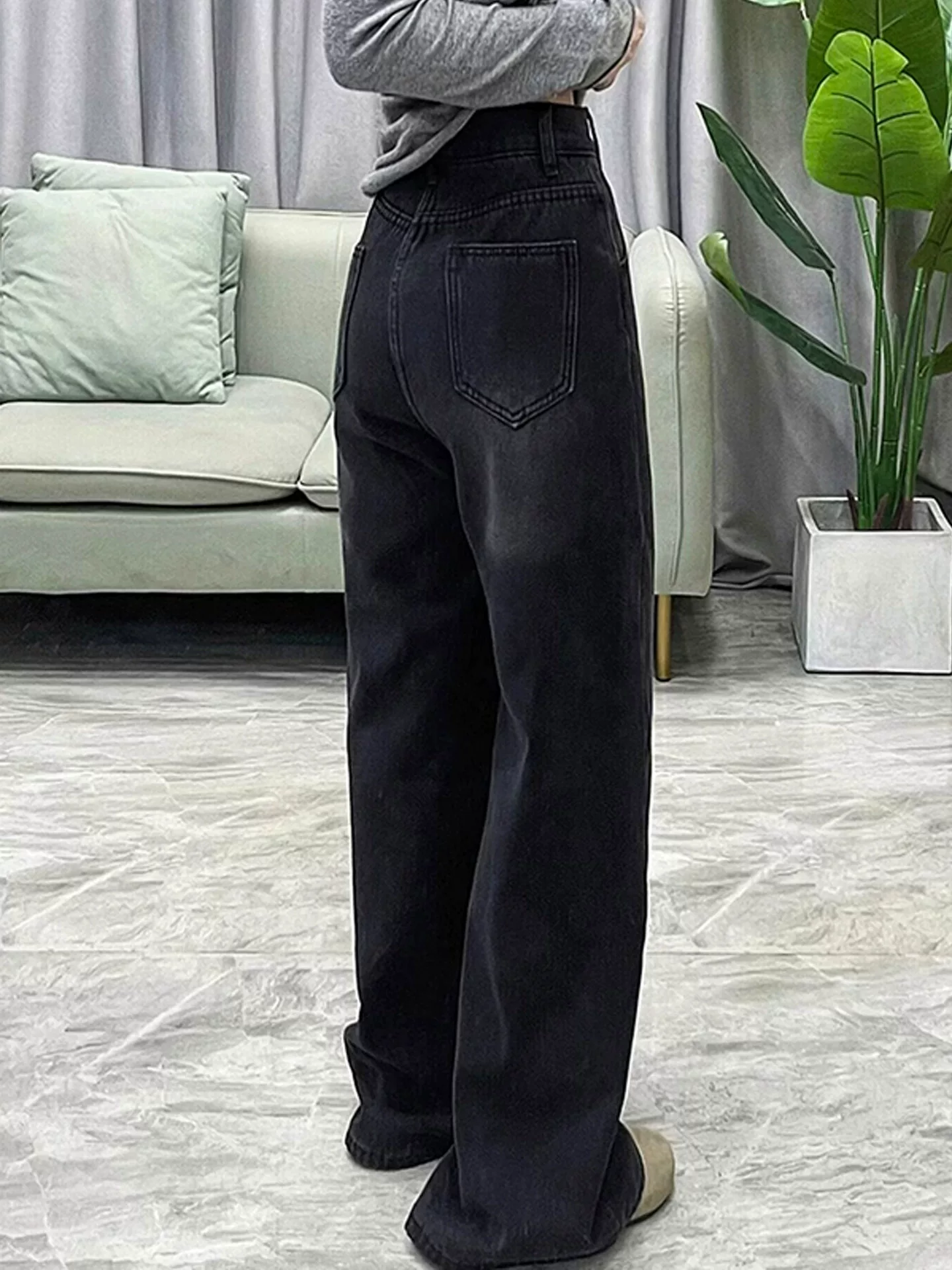 Quần jean ống rộng màu đen và xám cạp cao cổ điển dành cho nữ, kiểu dáng mùa thu mới, cỡ lớn, dáng rộng, quần dài thẳng tôn dáng.