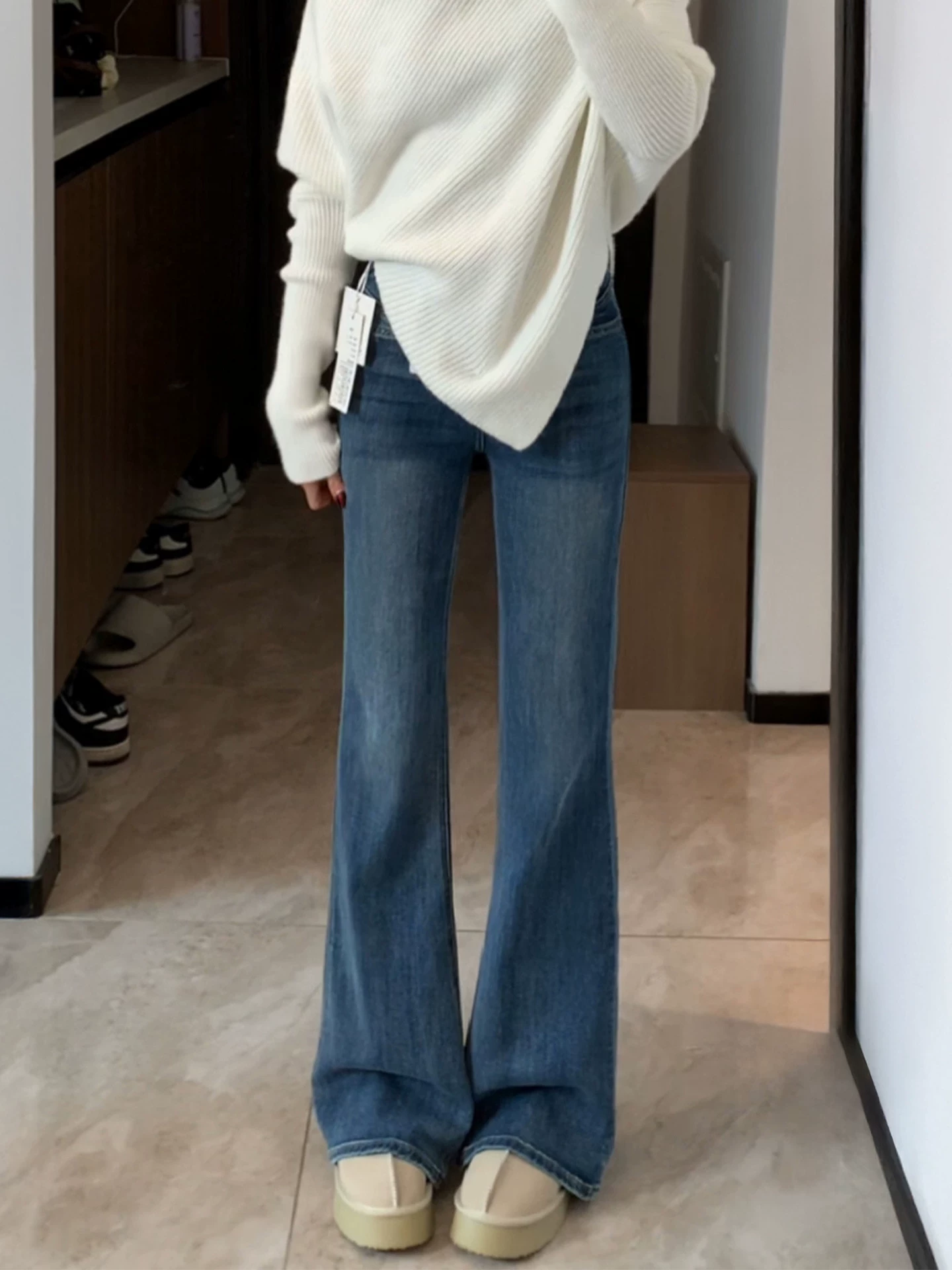 Quần jean co giãn dáng quả lê dành cho nữ, phong cách mùa thu mới, cỡ lớn, lưng cao, quần ống loe thẳng giúp thon gọn