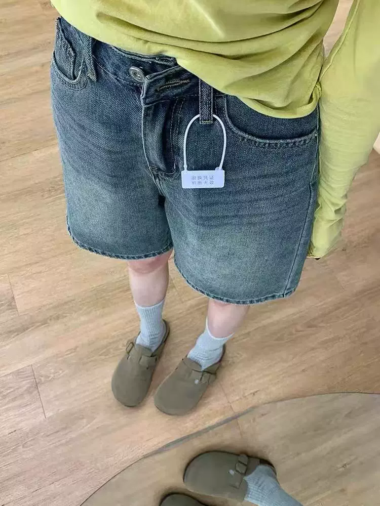Quần short denim ống rộng màu xanh cổ điển dành cho nữ, cỡ lớn mùa hè, lưng cao, dáng rộng, thon gọn, dáng quả lê, quần short dài vừa phải.