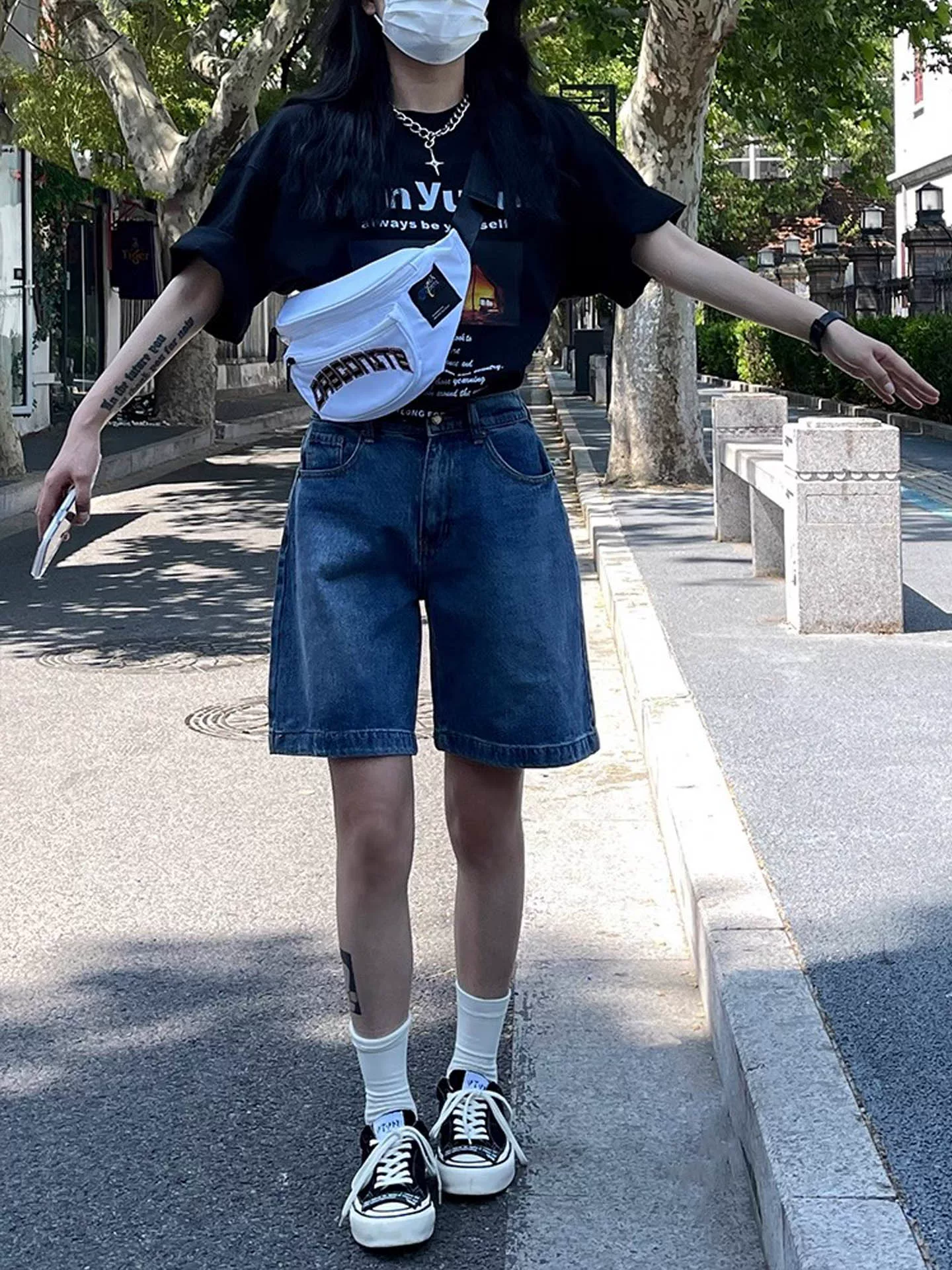 Quần short denim xanh vintage nữ, hè 2025, kiểu dáng mỏng, size lớn, cạp cao, tôn dáng, dáng chữ A, ống rộng, dài ngang đùi.