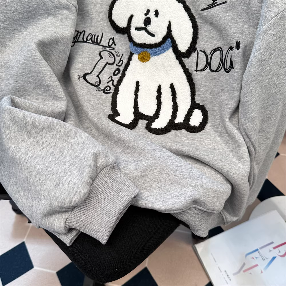 Áo len thêu hình chó con cao cấp màu xám không có mũ trùm đầu dành cho nữ, áo dài tay lót lông phong cách retro kiểu Mỹ mùa thu đông