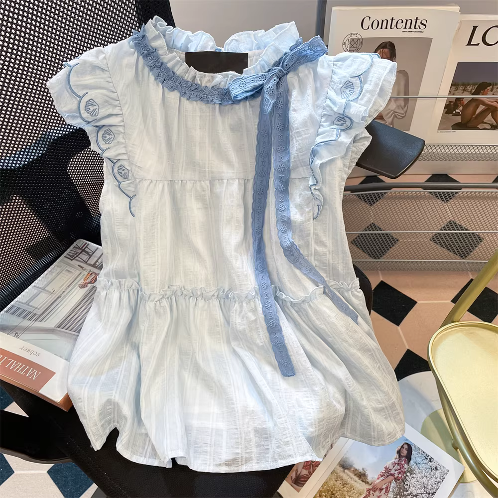 Áo cánh tay bồng kiểu Pháp ngọt ngào và dễ thương dành cho nữ, nhẹ nhàng và sành điệu cho người có vóc dáng nhỏ nhắn, áo mùa hè độc đáo và sang trọng.