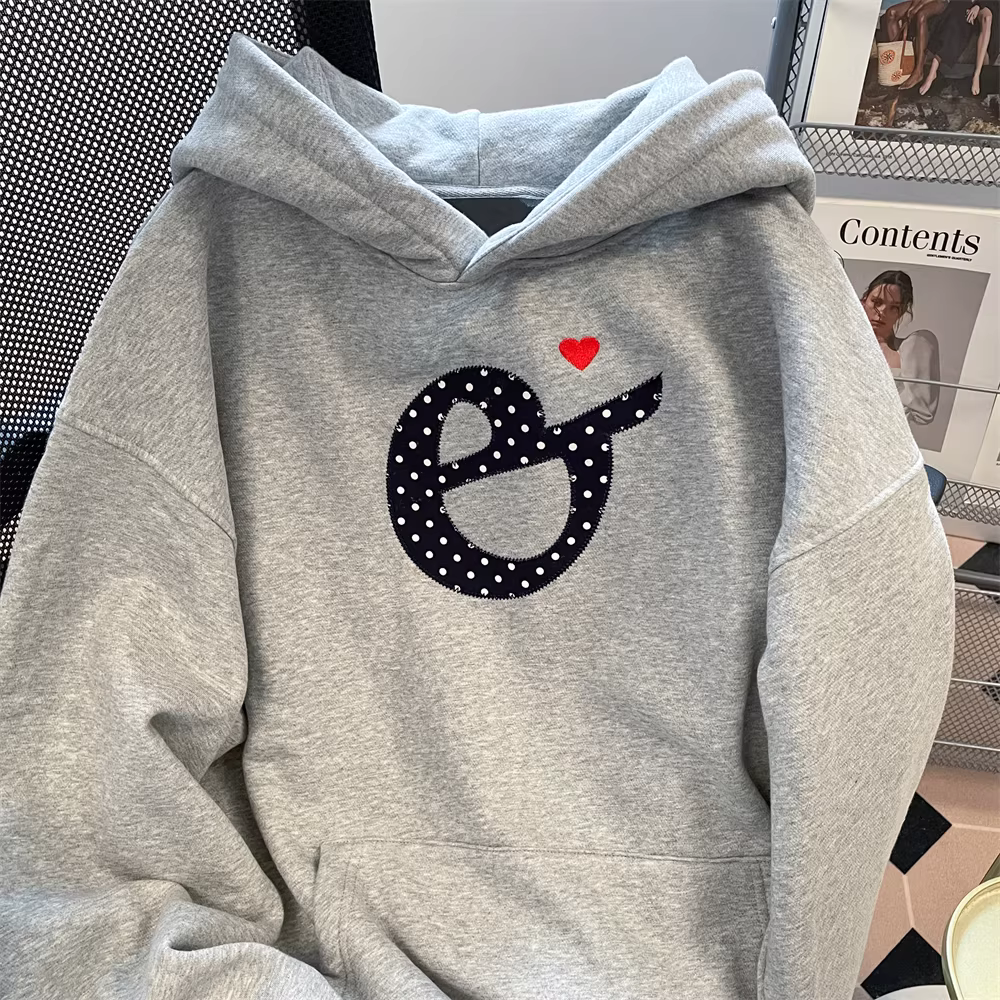 Áo hoodie thêu chữ chấm bi kiểu Mỹ dành cho nữ, áo cặp đôi đa năng, thoải mái và giản dị mùa thu