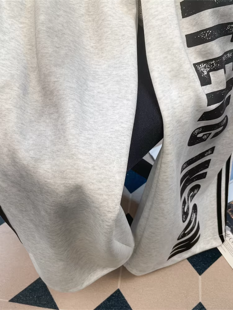 Quần thể thao nữ kiểu Mỹ cổ điển, in chữ, phong cách xù xì, dáng rộng, cạp đôi, dài chấm đất, mùa thu.