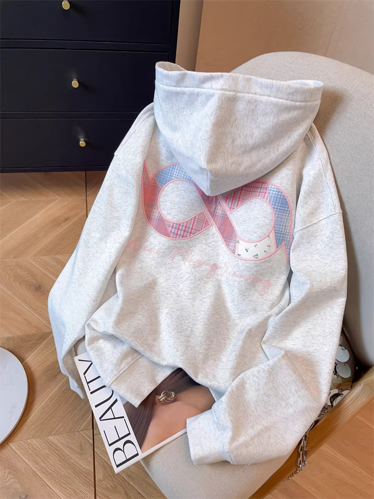 Áo nỉ có mũ trùm đầu thêu chữ phong cách Chanel dành cho nữ, mùa thu đông, áo kiểu dáng rộng kiểu Mỹ sang trọng, lười biếng