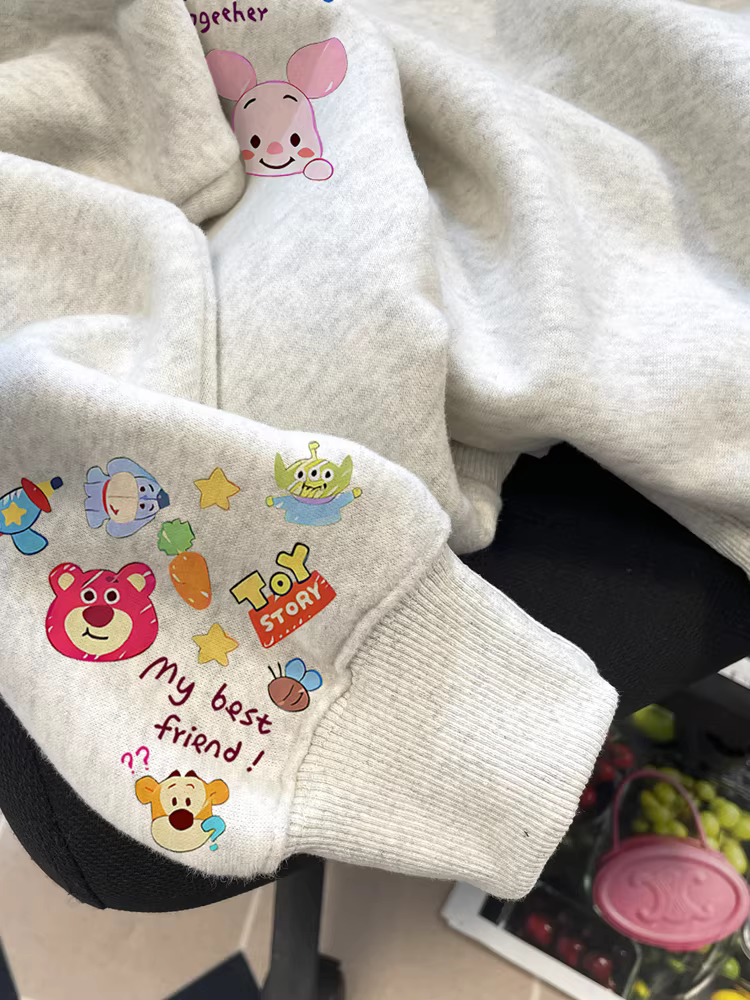 Áo len dài tay hoạt hình phong cách Nhật Bản dễ thương dành cho nữ, trang phục cặp đôi mùa thu, áo oversize độc đáo và không lặp đi lặp lại