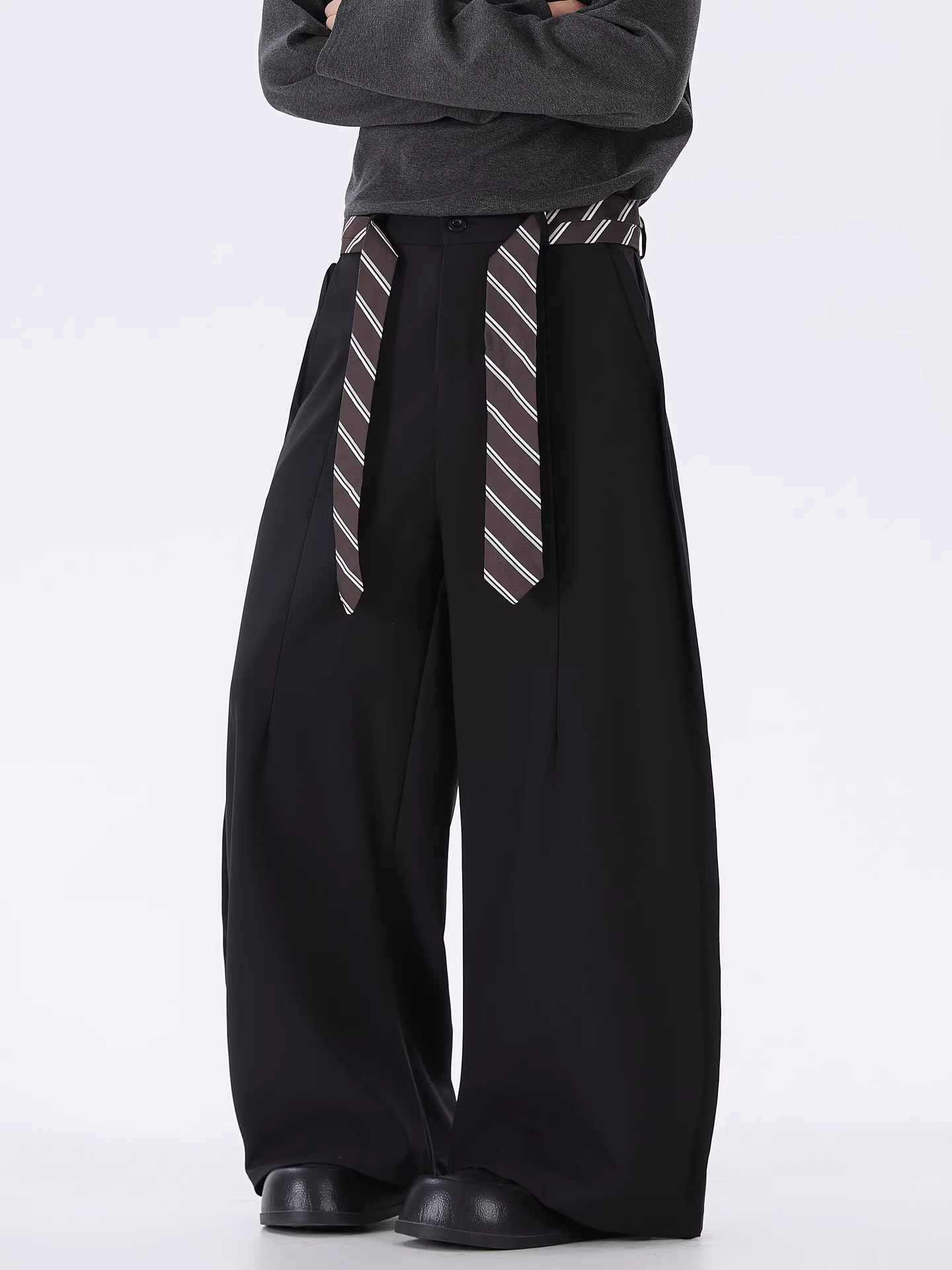 Wukong có sẵn quần âu nam kiểu dáng thẳng, chất liệu vải mềm mại, phong cách thời trang Mỹ, quần ống rộng cao cấp, đa năng, kiểu dáng vintage.