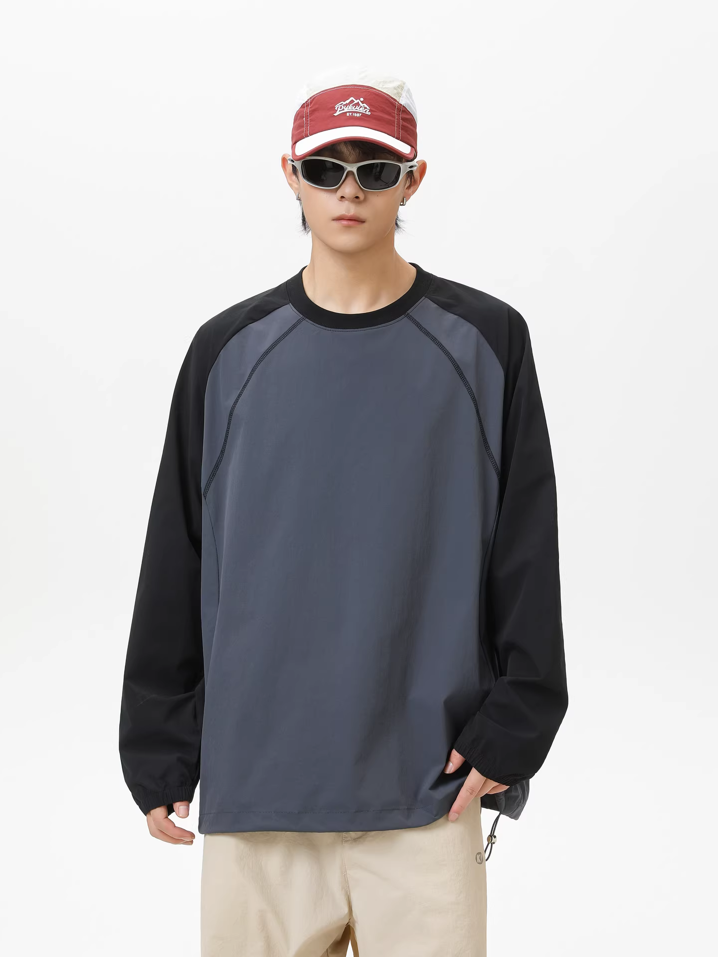 Wukong có sẵn áo thun dài tay kiểu raglan phối màu phong cách thể thao ngoài trời dành cho nam, thương hiệu thời thượng, dáng rộng, áo đa năng dành cho cặp đôi.