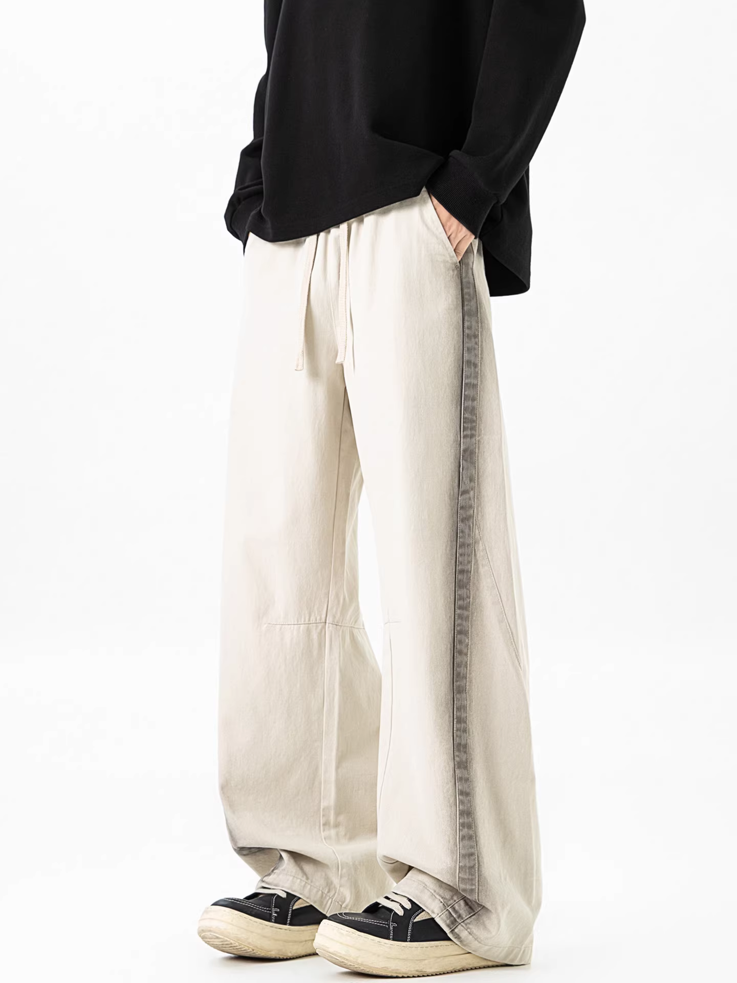 Wukong có sẵn quần kaki nam kiểu đường phố Mỹ, họa tiết graffiti nhuộm màu, dây rút, chất liệu cotton nguyên chất, kiểu dáng vintage, ống thẳng, đã qua xử lý làm mềm.