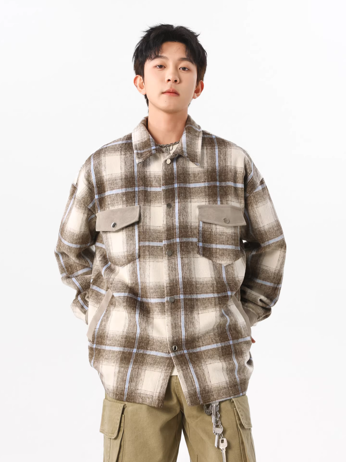 Wukong có sẵn áo khoác có túi và ve áo kiểu kẻ sọc cổ điển hợp thời trang dành cho nam và nữ, áo khoác ngoài đa năng kiểu dáng rộng rãi phong cách Mỹ dành cho cặp đôi.