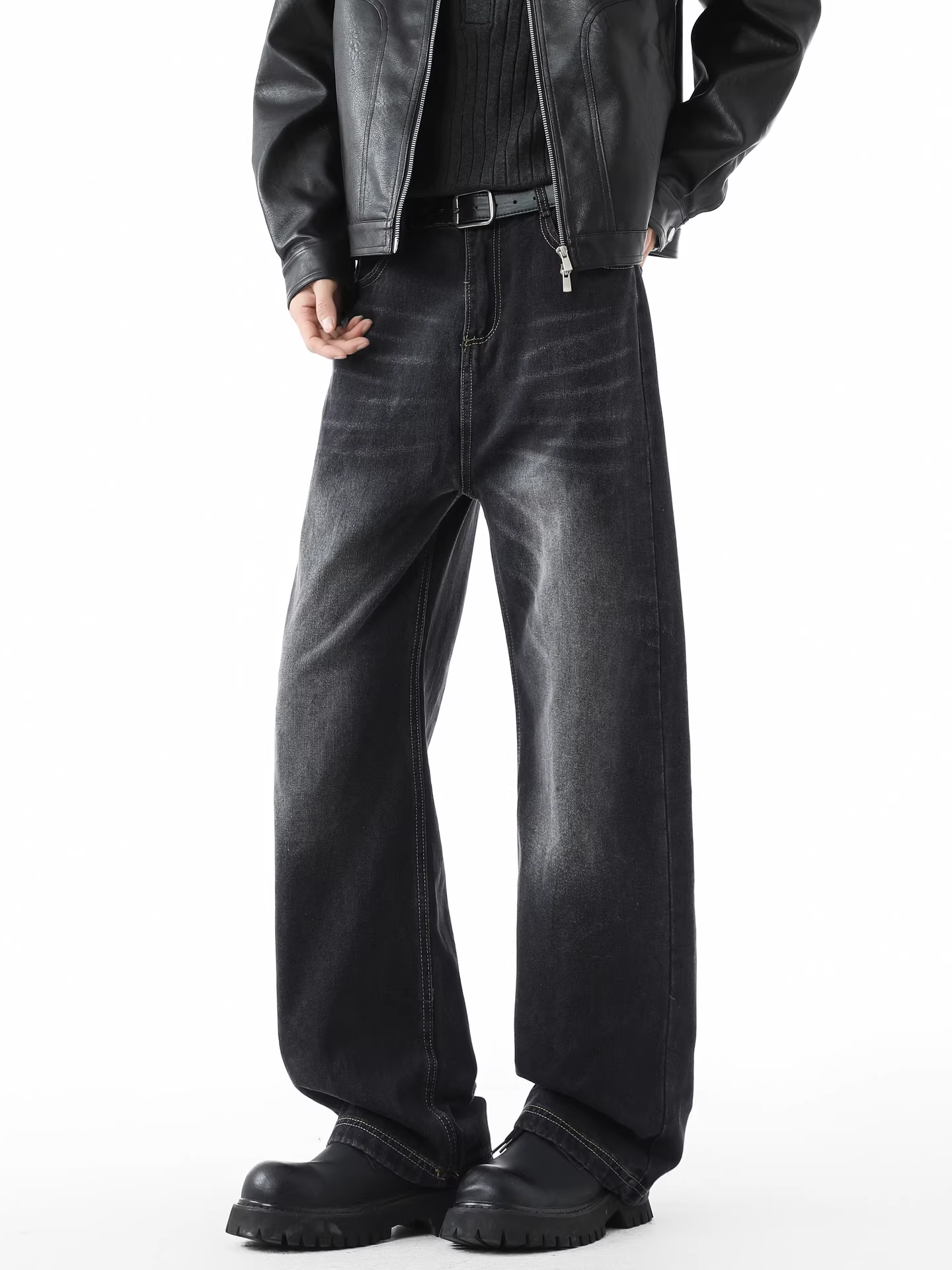 Ngộ Không có sẵn quần jean nam ống thẳng kiểu Mỹ, phong cách đã qua xử lý làm cũ, quần dài rộng ống, dáng suông, đa năng.