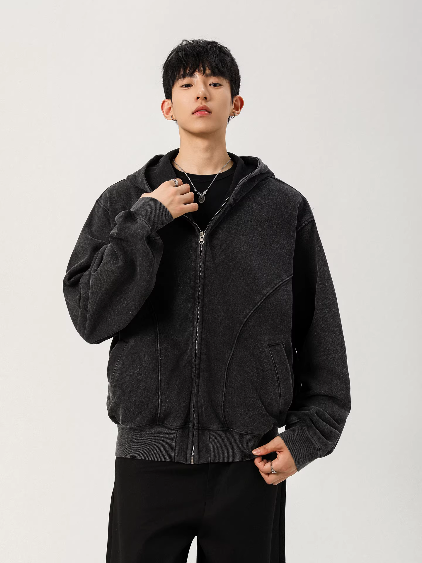 Wukong có sẵn áo khoác nỉ có mũ trùm đầu kiểu Mỹ, chất liệu dày dặn, phối màu theo phong cách patchwork, dành cho nam và nữ, kiểu dáng rộng rãi, đa năng, phong cách đường phố.