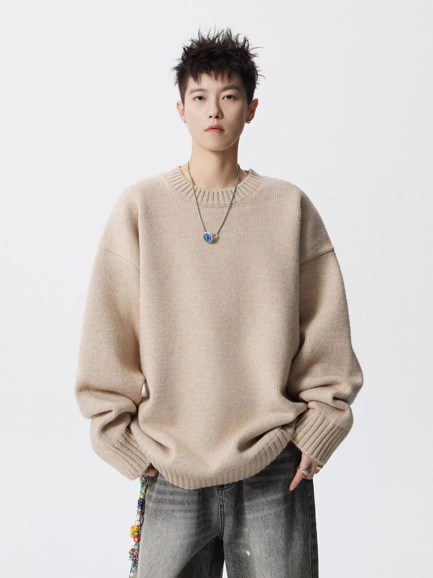 Wukong có sẵn áo len cổ tròn màu trơn đơn giản phong cách Mỹ thời thượng dành cho nam, áo len dệt kim dáng rộng đa năng mùa thu dành cho cặp đôi.