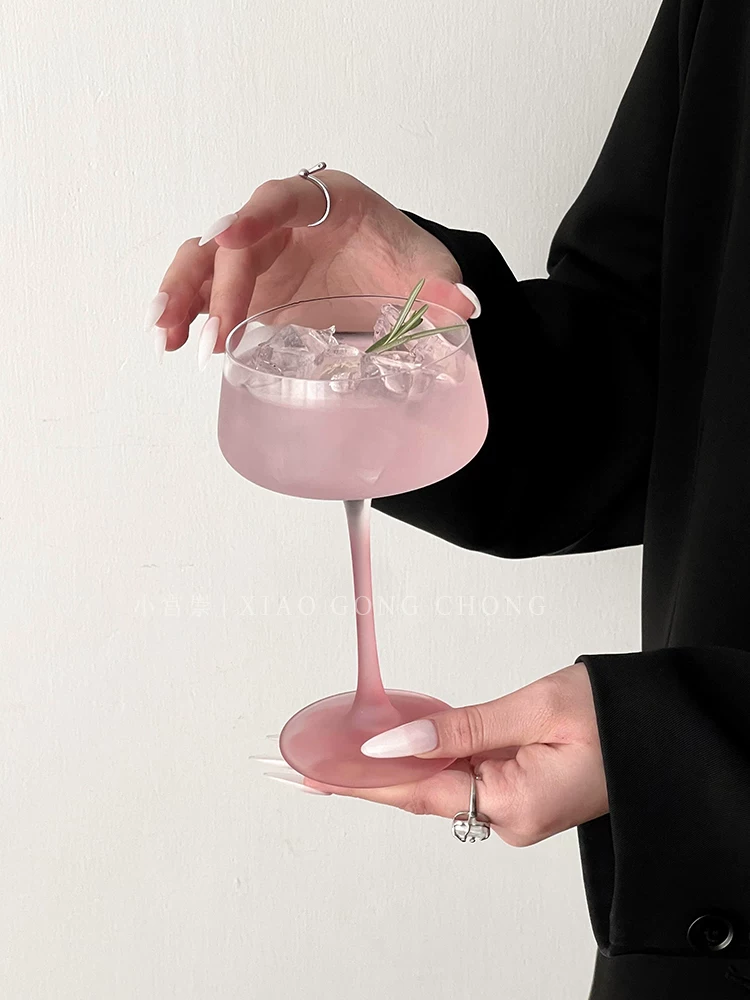 Ly cocktail đặc biệt dành cho nữ, thiết kế độc đáo màu hồng, ly cocktail cao cấp, ly rượu, ly rượu trái cây.